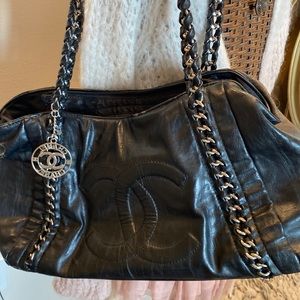 Black Quilted Double-CC Leather Shoulder Bag with Chain Straps